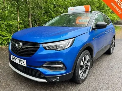 Używany Vauxhall Grandland X Sport 120 KM (88 kW) 2018 Niebieski SUV