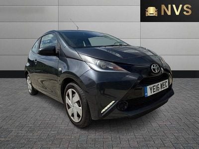 Grey Used 2016 Toyota Aygo X-play Hatchback | £3,495 (Fair price)