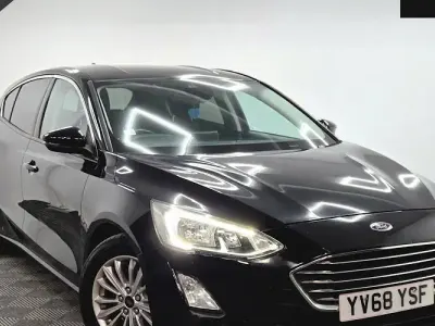 Używany Ford Focus Titanium 125 KM (91 kW) 2020 Hatchback