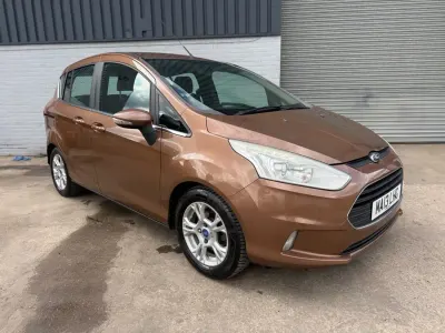 Gebraucht Ford B-MAX Zetec 90 PS (66 kW) 2013 Gold Van / Kleinbus