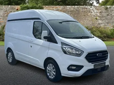 Usado Ford Transit Custom Limited 130 HP (95 kW) 2019 Branco Van