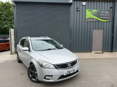 Used Kia Ceed 2011 Silver Hatchback