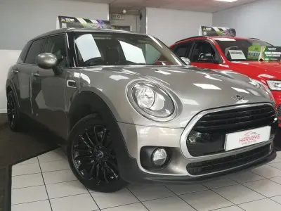 Begagnad Mini Cooper Clubman Classic 136 HK (100 kW) 2018 Silver Kombi