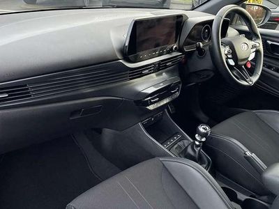 Used Hyundai i20 204 HP (150 kW) 2023 White Hatchback