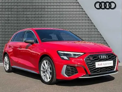 Used Audi S3 Sportback Comfort 310 HP (228 kW) 2023 Red Hatchback