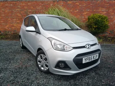 Used Hyundai i10 SE 67 HP (49 kW) 2015 Silver Hatchback