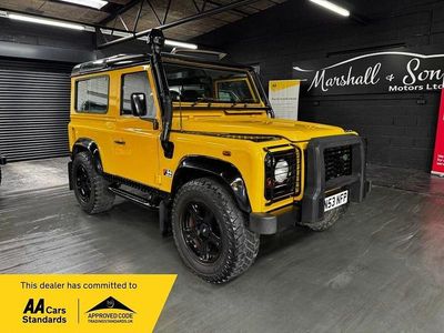 Usado Land Rover Defender 120 HP (88 kW) 2003 Amarelo Carrinha
