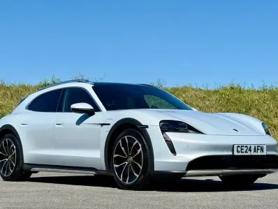 Begagnad Porsche Taycan