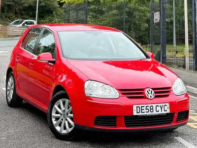 Used VW Golf VI Match 103 HP (75 kW) 2008 Red Hatchback
