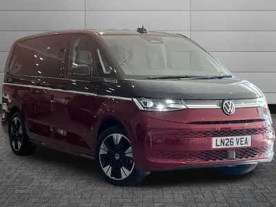 New VW Multivan Style 245 HP (180 kW) 2026 Deep black pearlescent  fortana red MPV