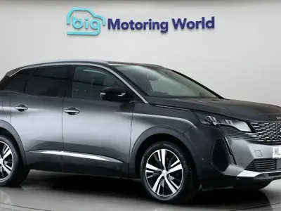 Used Peugeot 3008 Allure Premium 131 HP (96 kW) 2022 Grey SUV