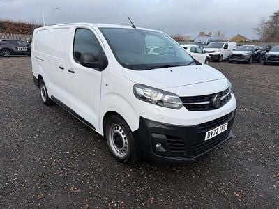 White Used 2022 Vauxhall Vivaro MPV | £12,375 (Good price)
