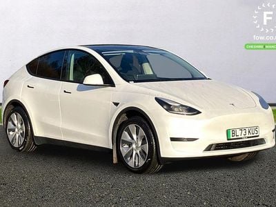 White Used 2023 Tesla Model Y RWD SUV | £25,999 (Fair price)