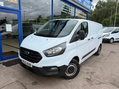 Used Ford Transit Custom 105 HP (77 kW) 2022 White Van