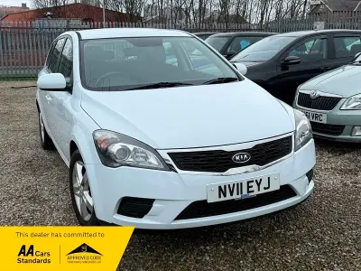 Second-hand Kia Ceed 2011 Alb Hatchback