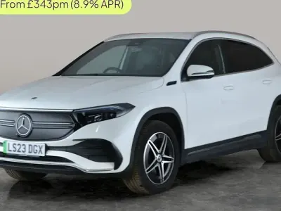 Begagnad Mercedes EQA250+ AMG line 139 kW (190 HK) 2023 Vit SUV