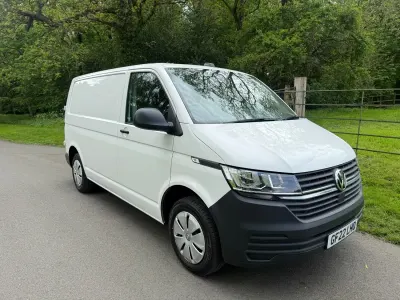 Second-hand VW Transporter Edition 150 CP (110 kW) 2022 Alb Van