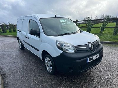 Used Renault Kangoo Business 44 kW (60 HP) 2019 White MPV