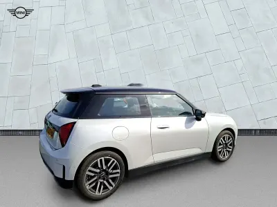New Mini Cooper Classic 41 kW (56 HP) 2025 Hatchback