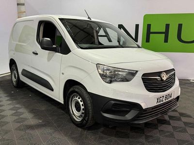 Used Vauxhall Combo 100 HP (73 kW) 2022 White MPV