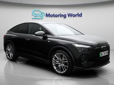 Second-hand Audi Q4 e-tron Black Edition 150 kW (204 CP) 2026 Negru SUV