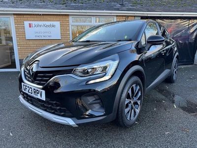 Used Renault Captur Evolution 90 HP (66 kW) 2023 Black SUV
