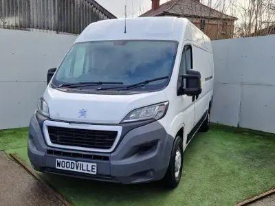 Second-hand Peugeot Boxer 130 CP (95 kW) 2015 Alb Van