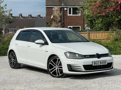Used VW Golf VII GTD 181 HP (133 kW) 2016 White Hatchback