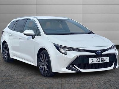 Used Toyota Corolla Design 122 HP (89 kW) 2022 White Estate