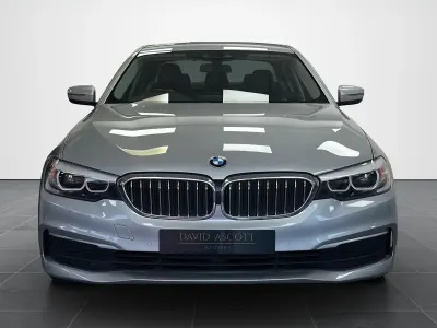 Begagnad BMW 520 Comfort Edition 184 HK (135 kW) 2018 Grå Sedan