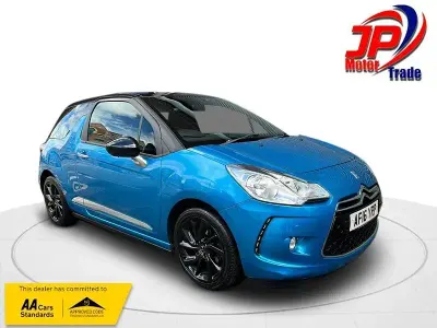 Used DS Automobiles DS3 2016 Blue Hatchback