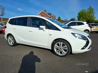 Used Vauxhall Zafira SRi 136 HP (100 kW) 2016 White MPV