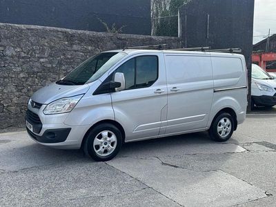 Used Ford Transit Custom Limited 130 HP (95 kW) 2017 Silver Van