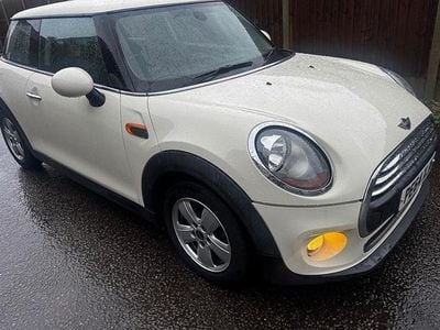 Used Mini ONE Hatch 2014 White Hatchback