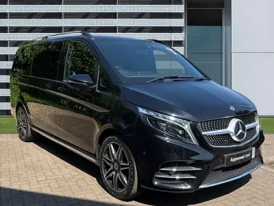 Używany Mercedes V220 AMG line 163 KM (119 kW) 2023 Czarny Minivan