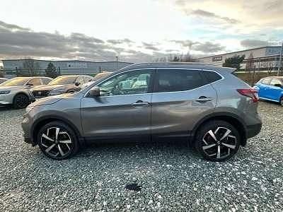 Used Nissan Qashqai Tekna 161 HP (118 kW) 2017 Gunmetal grey SUV