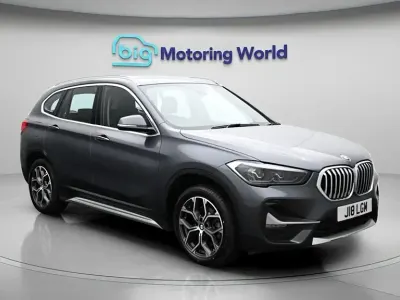 Usado BMW X1 xLine 178 CV (130 kW) 2022 Gris SUV