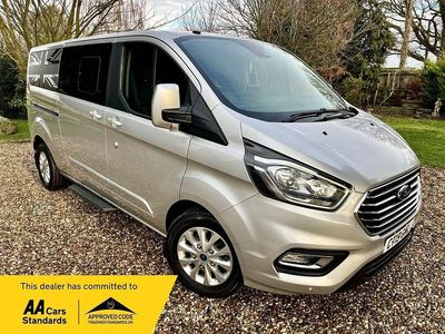 Used Ford Tourneo Custom Titanium 2019 Silver Van