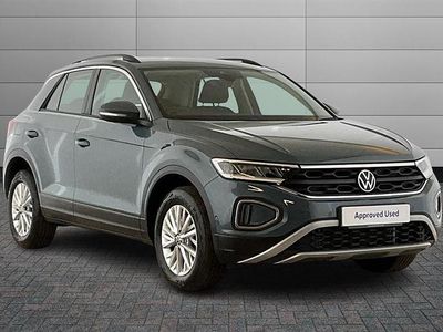 Used VW T-Roc Life 150 HP (110 kW) 2023 Blue SUV