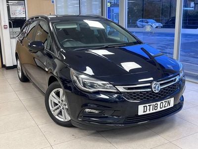 Used Vauxhall Astra 110 HP (80 kW) 2018 Blue Estate