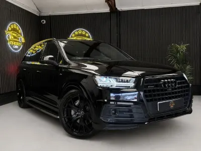 Begagnad Audi Q7 Advanced 2019 Svart SUV