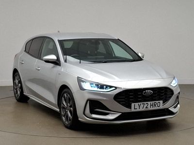 Begagnad Ford Focus ST-Line 125 HK (91 kW) 2023 Silver Halvkombi