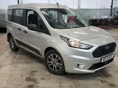 Used Ford Tourneo Connect Zetec 120 HP (88 kW) 2021 Silver MPV