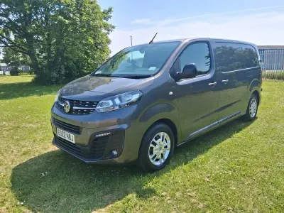 Used Vauxhall Vivaro Sportive 120 HP (88 kW) 2022 Grey MPV