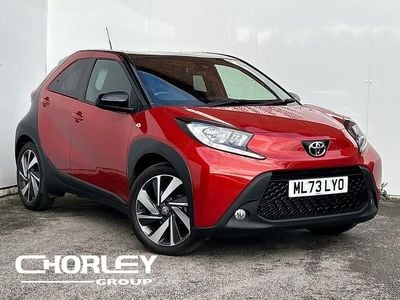 Używany Toyota Aygo X 72 KM (52 kW) 2023 Czerwony SUV