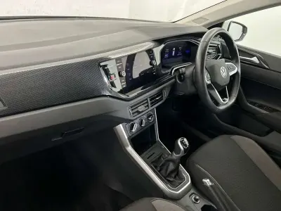 Used VW Polo Life 95 HP (69 kW) 2024 White Hatchback