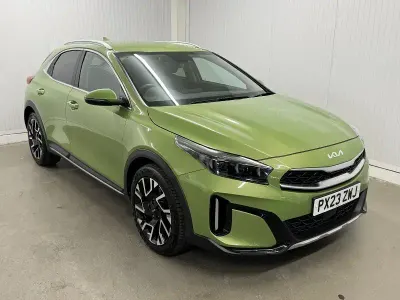 Usado Kia XCeed 2023 Verde SUV