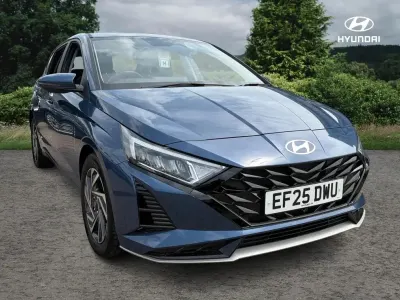 Used Hyundai i20 Advanced 99 HP (72 kW) 2025 Blue Hatchback