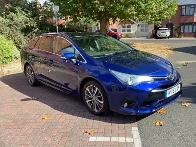 Used Toyota Avensis