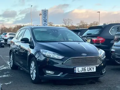 Begagnad Ford Focus Titanium 150 HK (110 kW) 2016 Svart Kombi